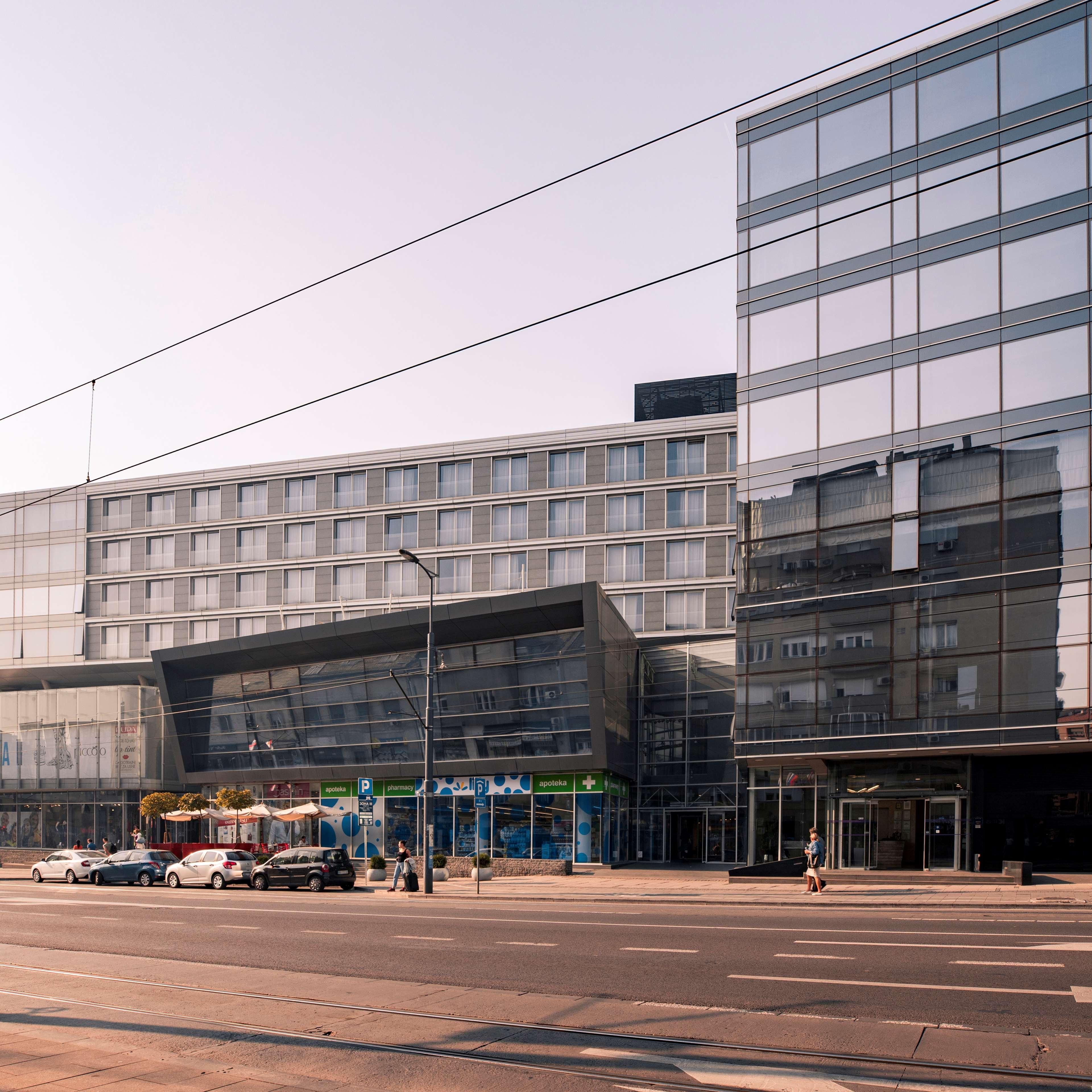 โกลเดน ทิวลอป ซีรา เบลเกรด Hotel ภายนอก รูปภาพ